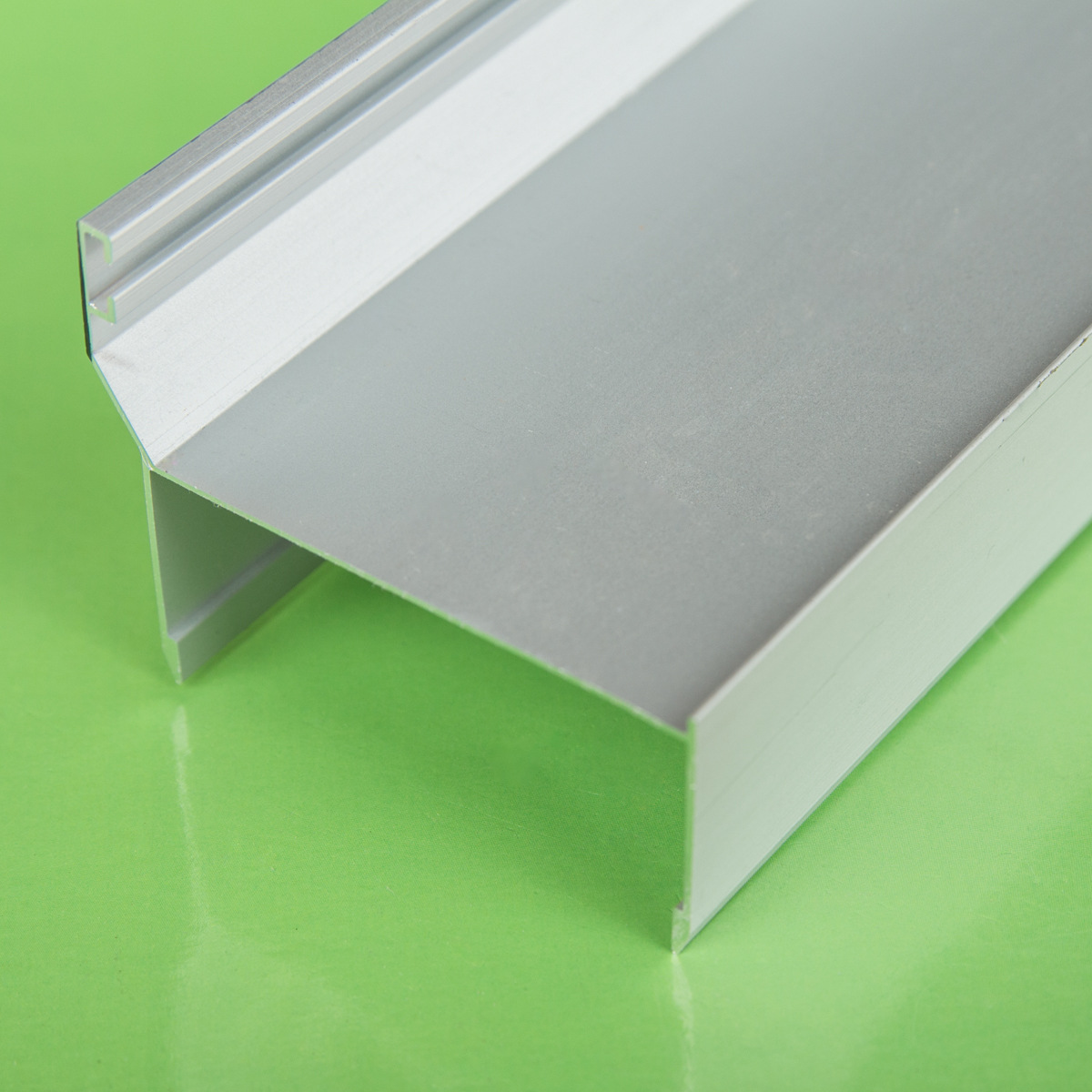 净化车间铝型材厂家直销无尘室铝门料移动厕所铝门框门框 铝型材