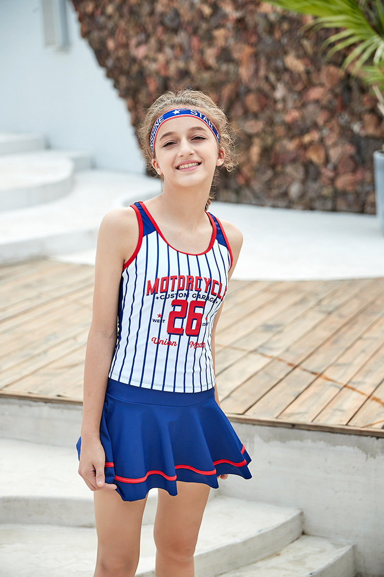 2020新款阳光少女韩版时尚儿童泳衣 沙滩条纹字母分体女大童泳装