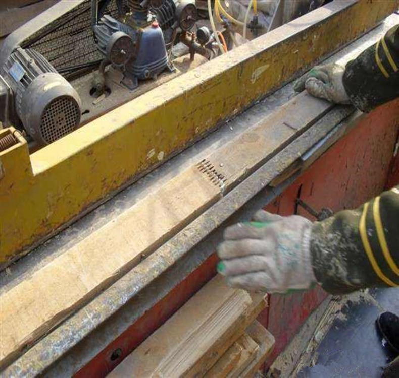 供应废旧建筑模板拼接胶 工地接方木指接胶水