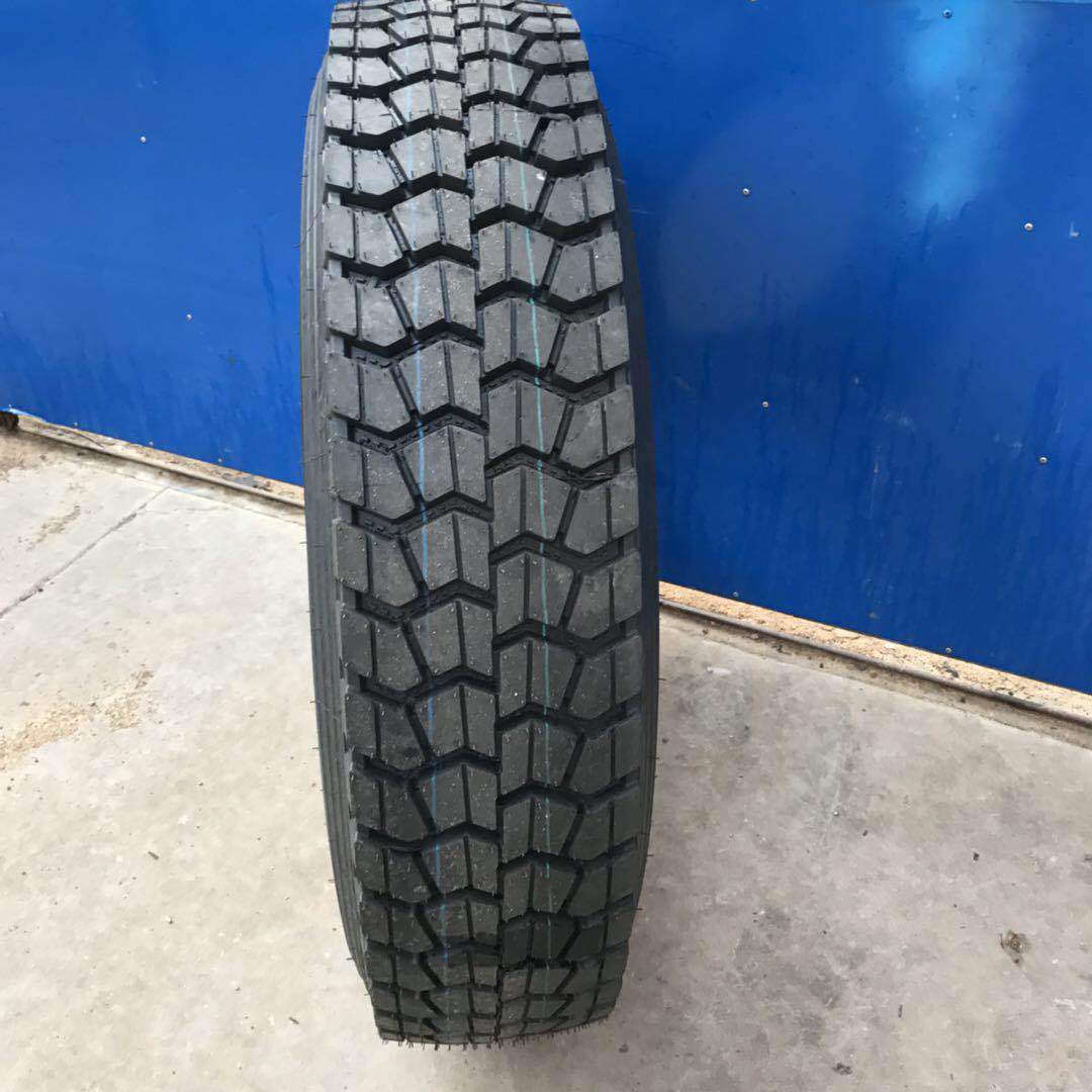 全钢丝大车轮胎12.00r20 24 耐温加厚 前四后八 载重卡车轮胎