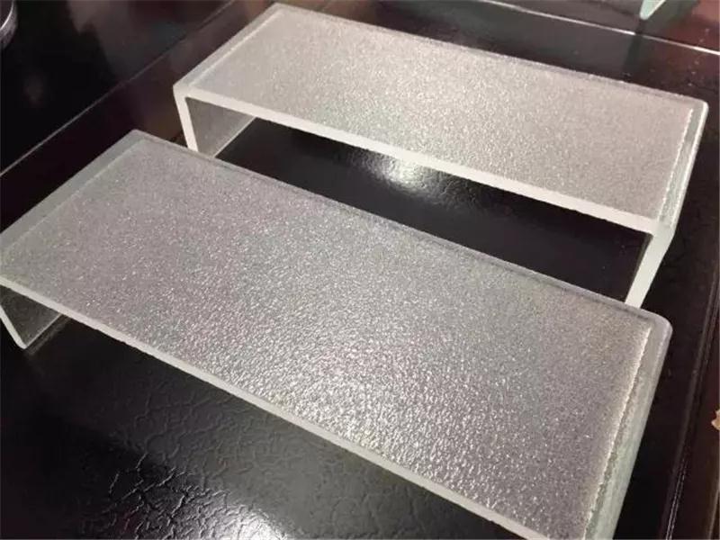 u型玻璃 &middot; 景观材料