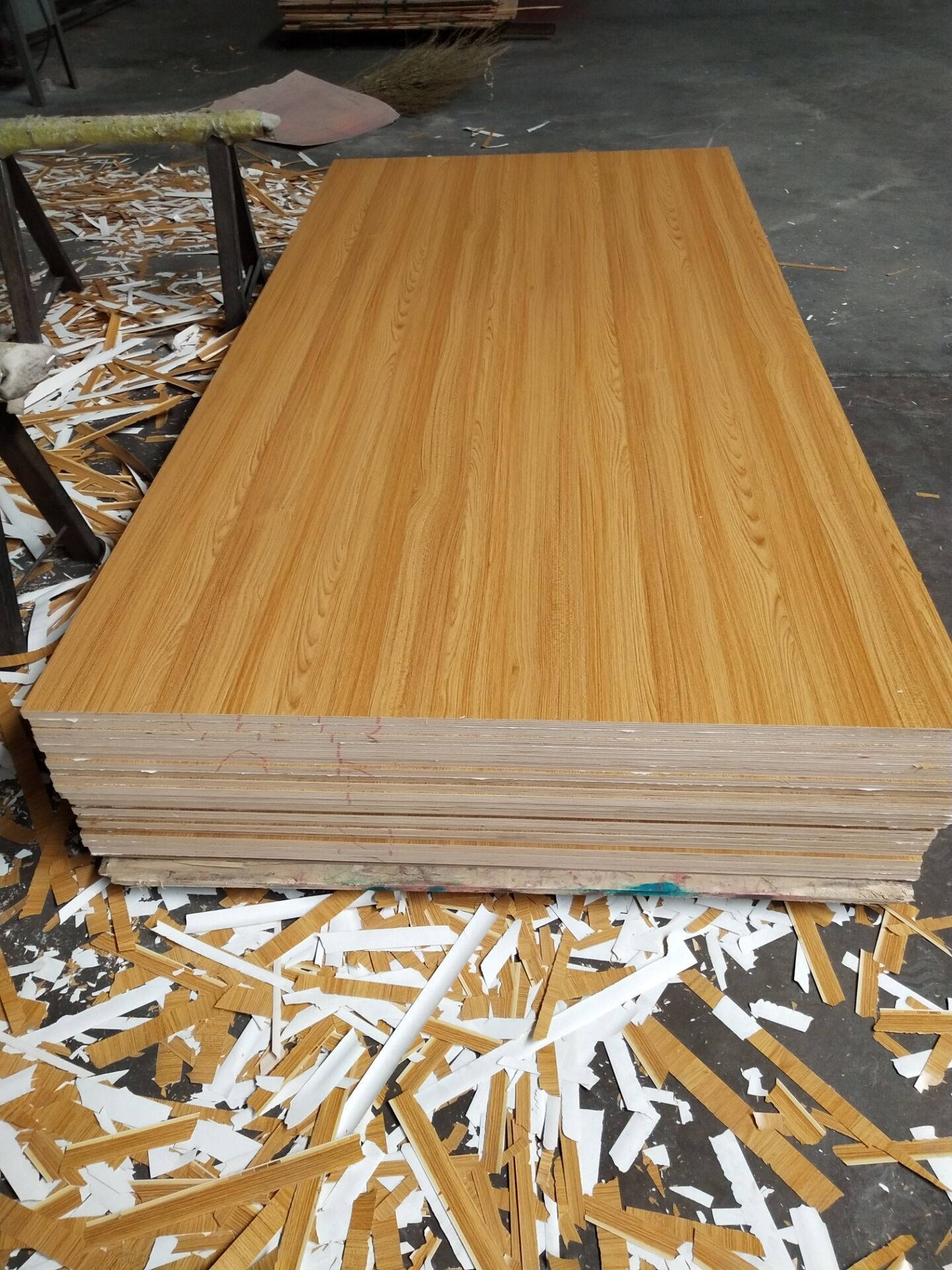 优之树厂家直销生态板,免漆板,贴面多层板16 mm柚木