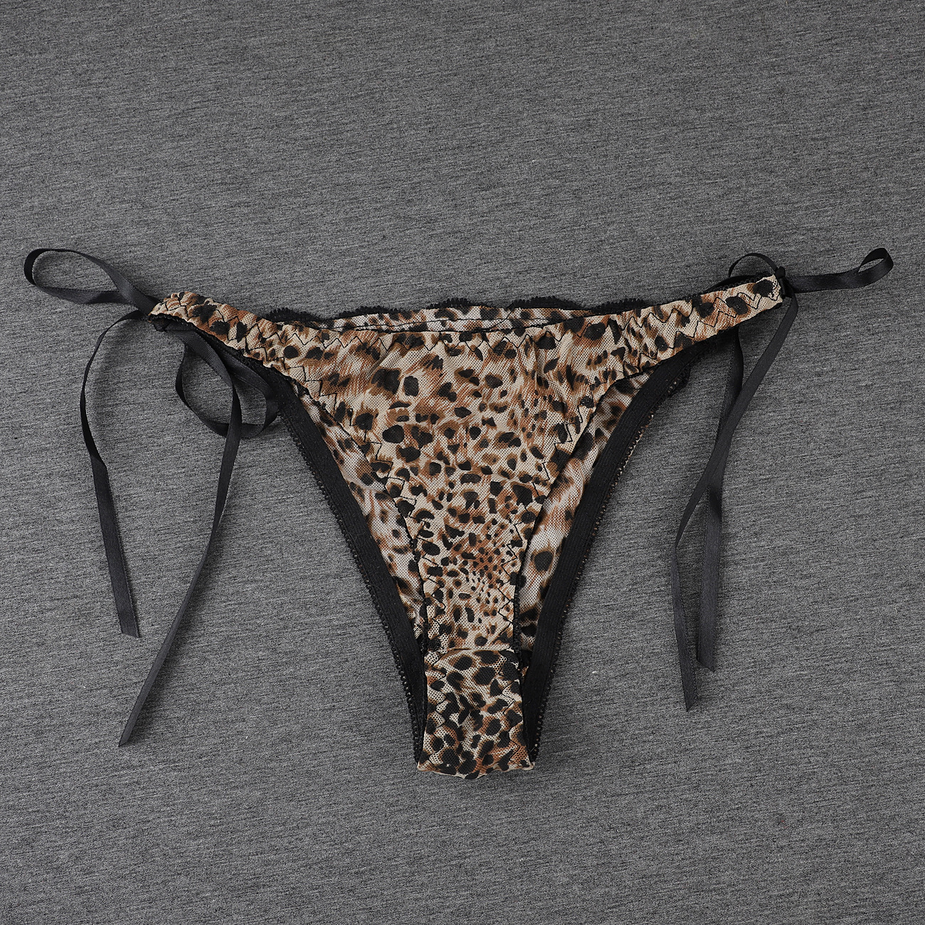 热卖性感绑带开裆丁字裤 狂野豹纹情趣系带性感内裤 t裤