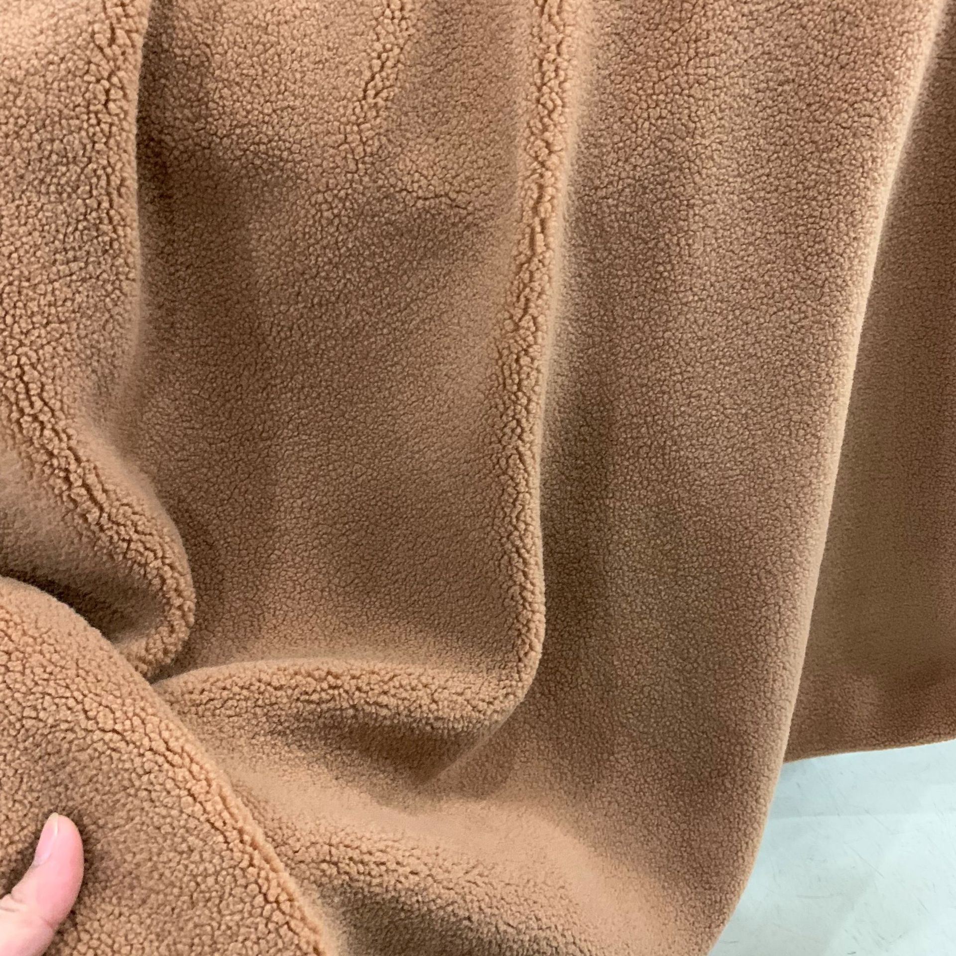 洛巴克小颗粒羊羔绒绵羊绒果粒绒泰迪绒箱包玩具复合服装毛绒面料