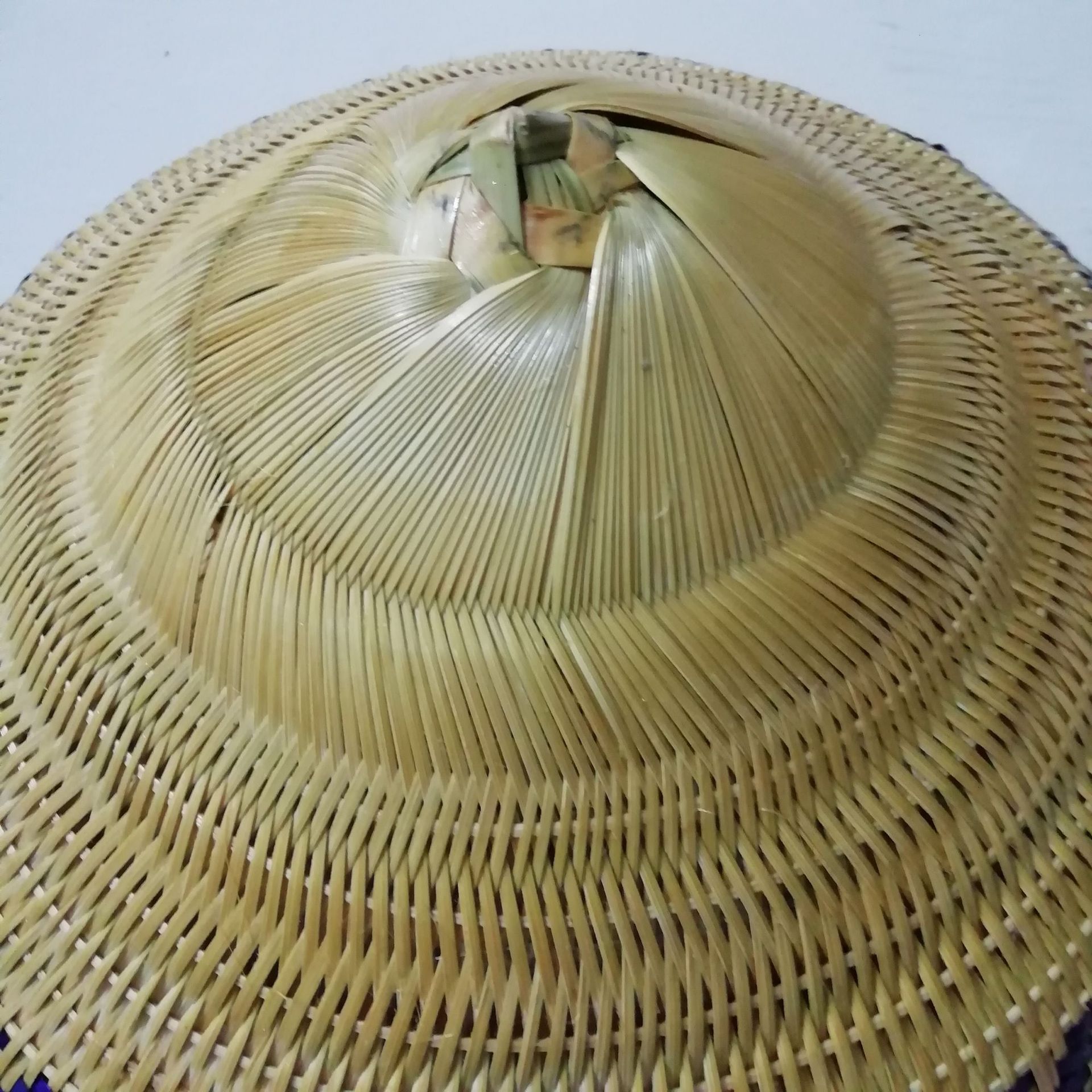 海南中山帽竹编斗笠帽表演舞蹈道具竹制越南帽子男大圆帽厂家批发
