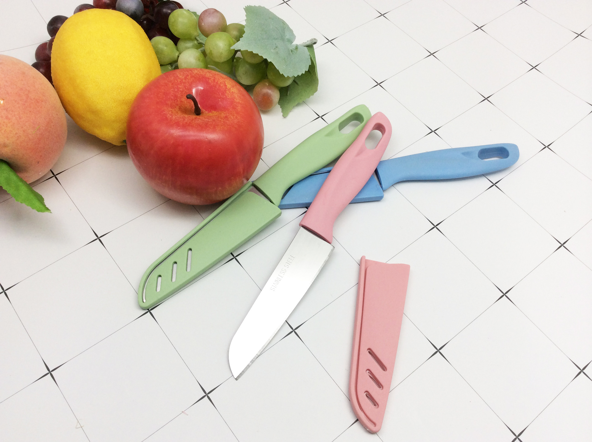 北欧三色水果刀削皮刀家居厨房刀具便携式水果刀切菜刀厂家直销