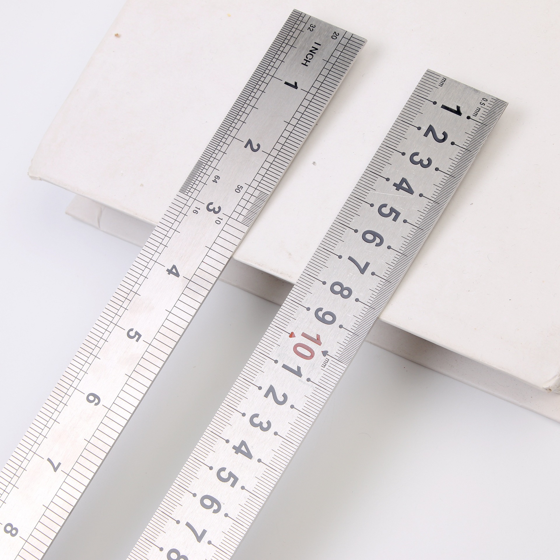 工厂货源 加厚优质钢尺60cm 标准不锈钢板直尺双面钢尺 来样定做