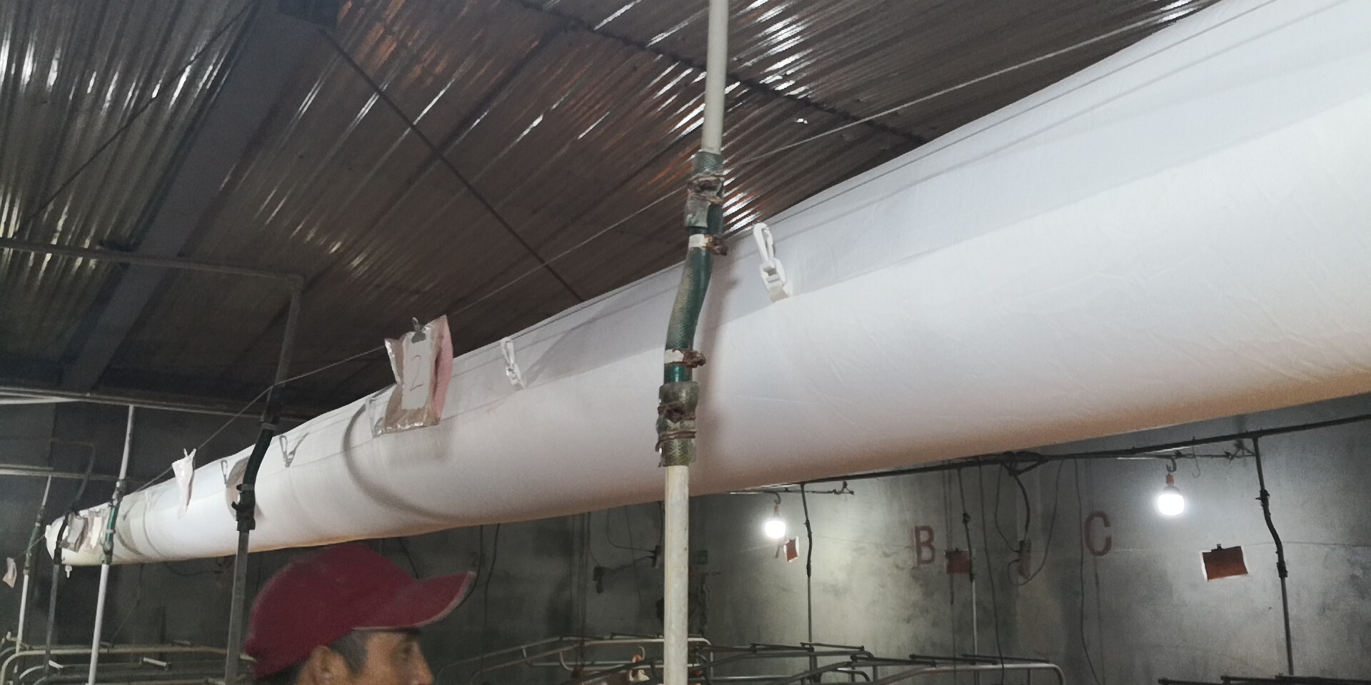 上海厂家定制养猪场风管通风管纤维织物b1级阻燃排风管