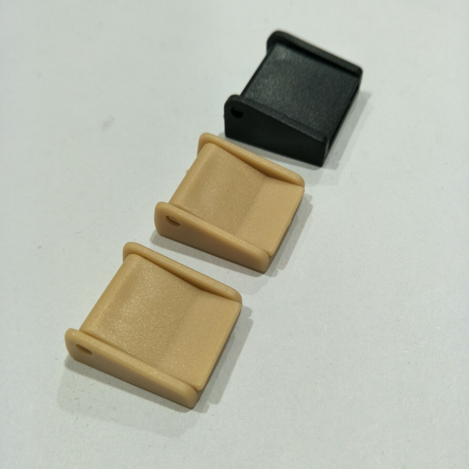 厂家直销塑胶压扣 织带调节扣 塑料卡扣 15 20 25mm定制箱包配件