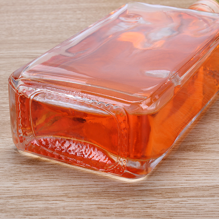 无铅玻璃扁酒瓶方形透明红酒瓶按需定制密封药酒瓶加厚玻璃酒瓶