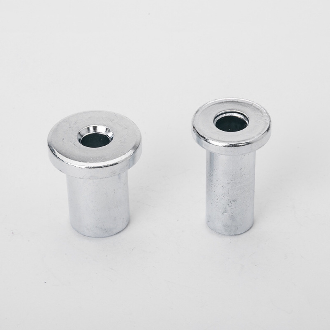 厂家不锈钢内牙通孔螺母铆钉连接件非标螺母美制832家具空心铆钉