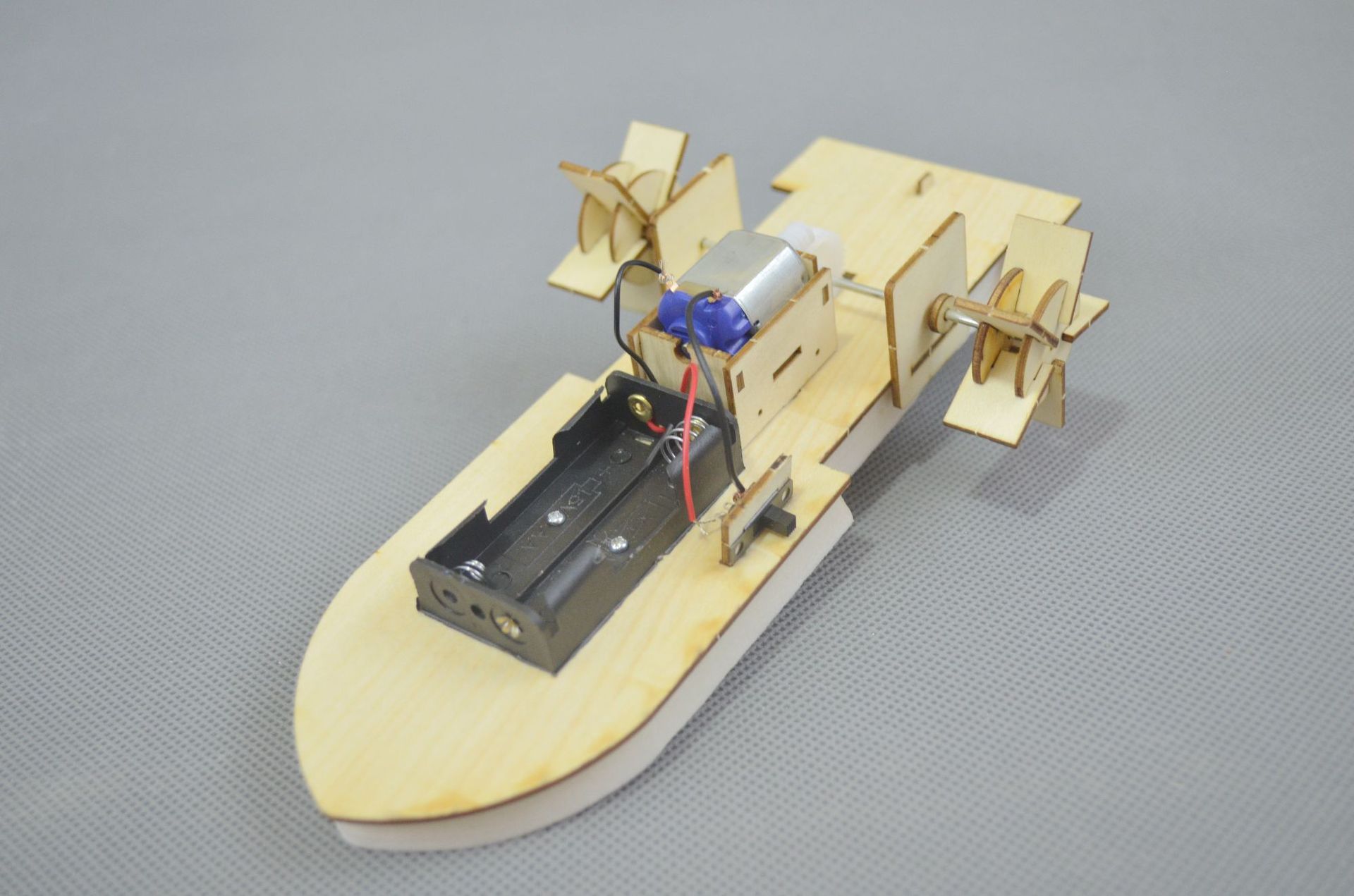 厂家供应海龟号木质电动明轮船趣味类diy创意拼装模型c005