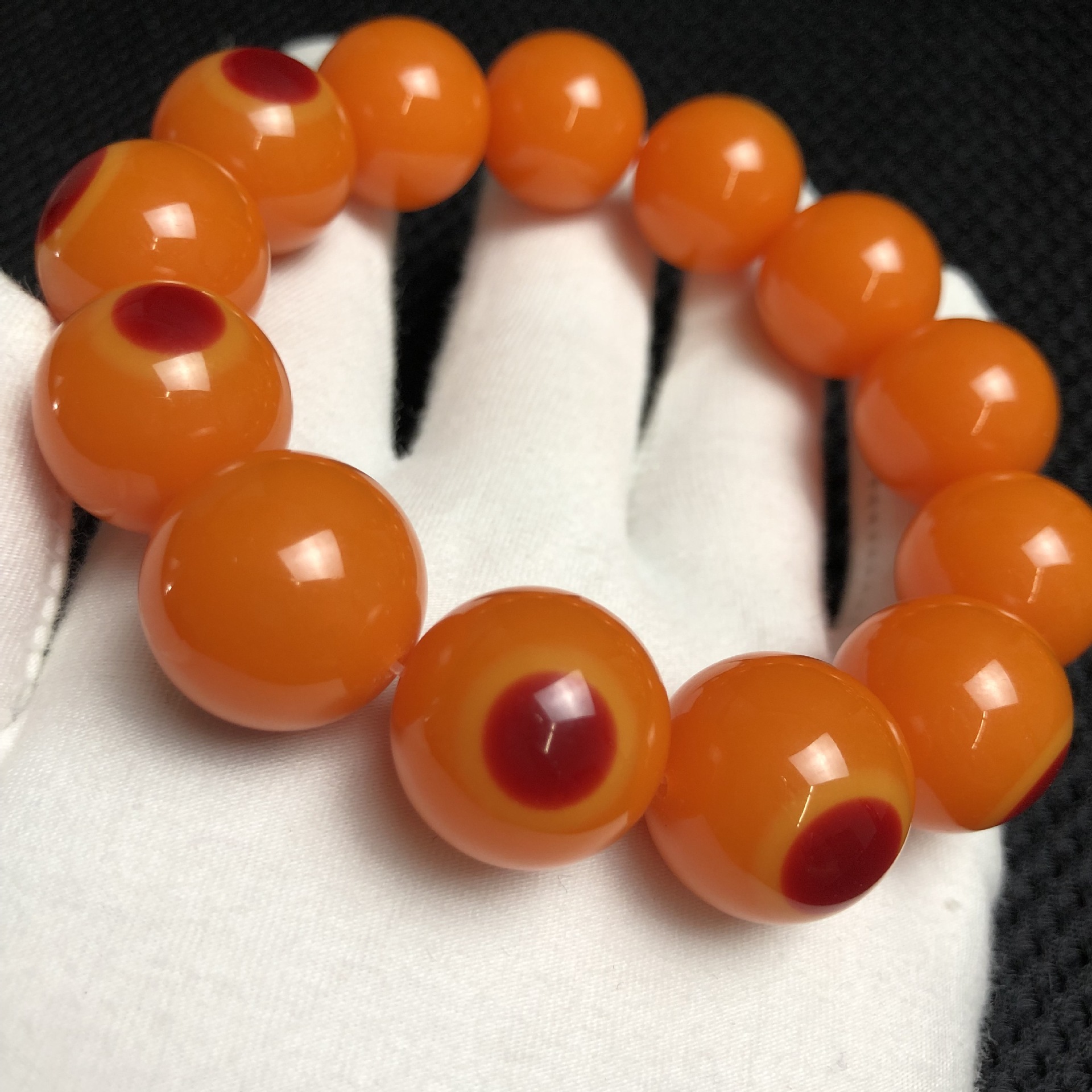 2019爆款精品高仿二代鹤顶红鸟头手串手链佛珠厂家直销直播供货源