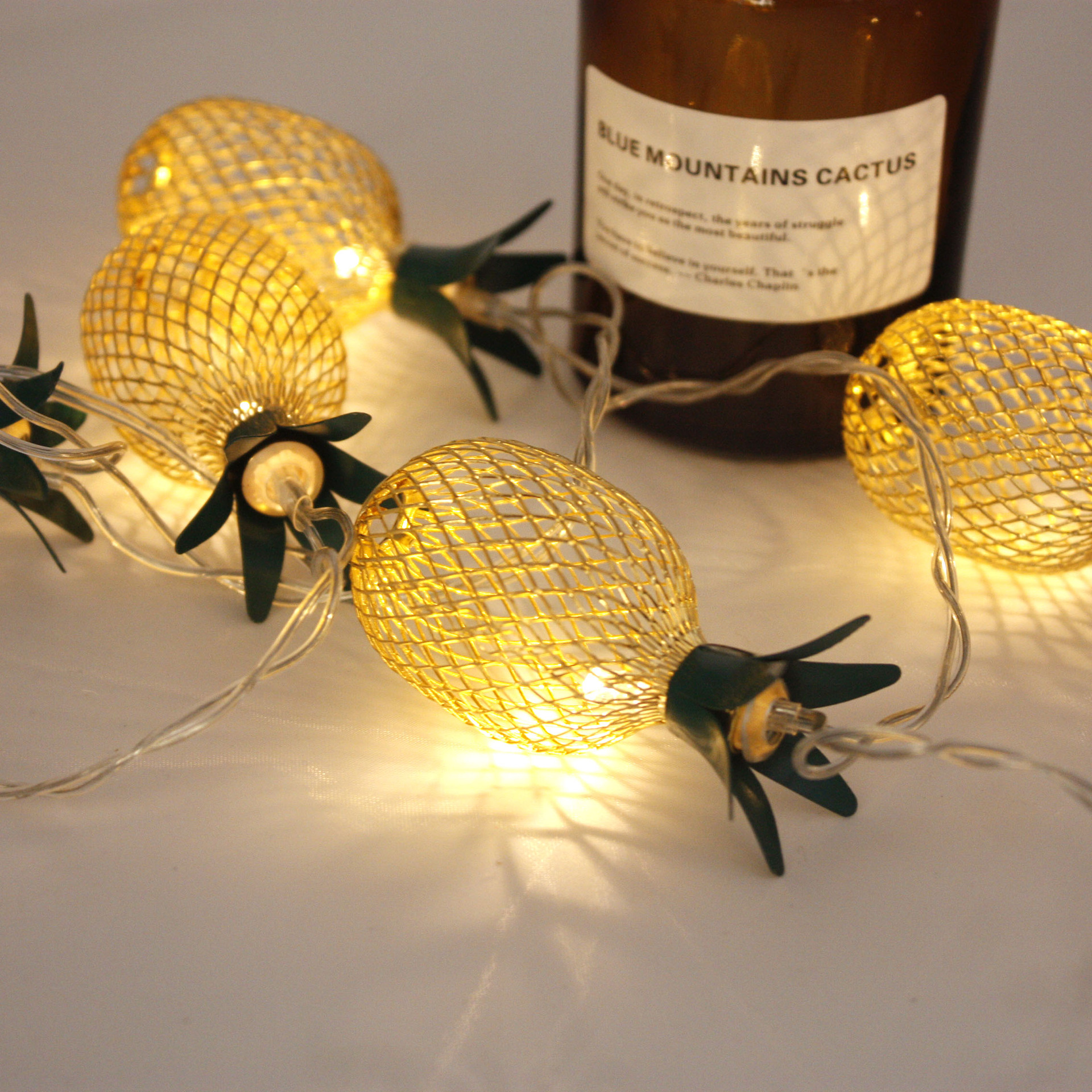 led灯串铁网金色菠萝彩灯水果装饰灯电池盒太阳能铁艺菠萝灯串