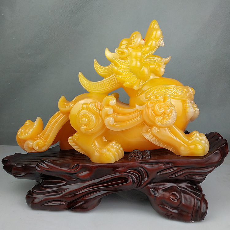 商品名称 招财辟邪黄玉色 产品材质 树脂 尺寸规格 40*19*33cm(长*宽*
