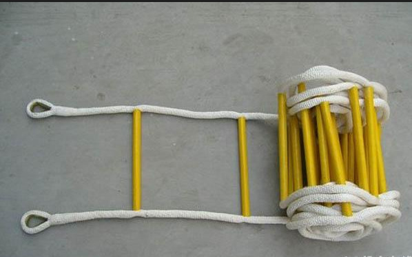 高楼安全逃生绳梯 非消防救生软梯 户外训练绳梯 高空救援作业