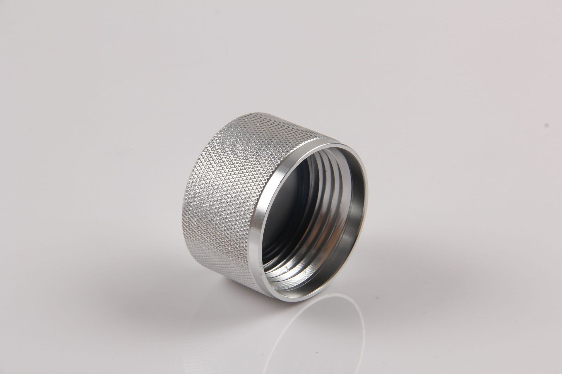 直销螺纹铝盖 现货供应螺口铝盖耐高温后灭菌瓶盖针筒专用铝盖