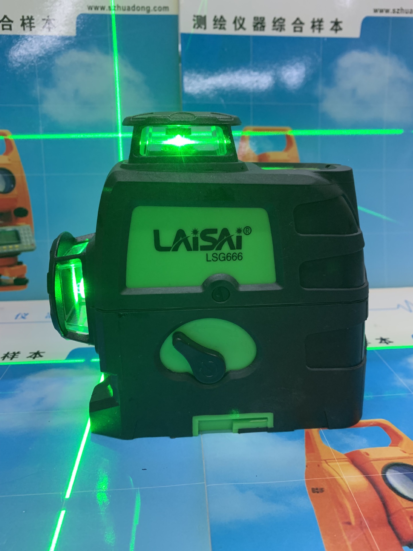 lsg666s莱赛绿光12线标线仪水平仪投线仪高精度贴墙仪室内外专用