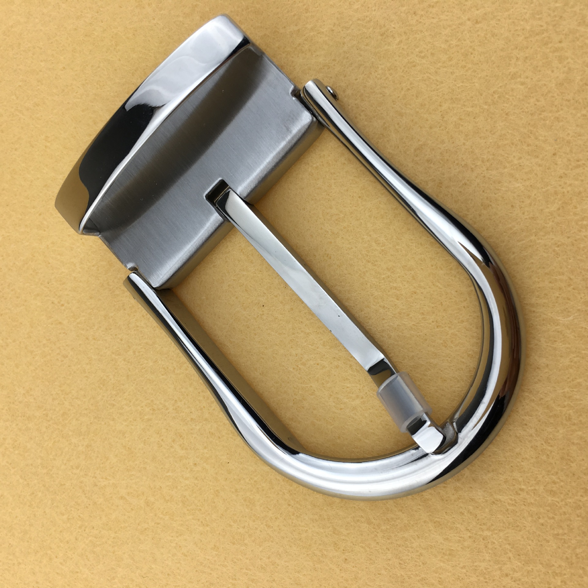 0不锈钢皮带扣不锈钢尾夹针扣钢扣腰带扣高档高端休闲扣头