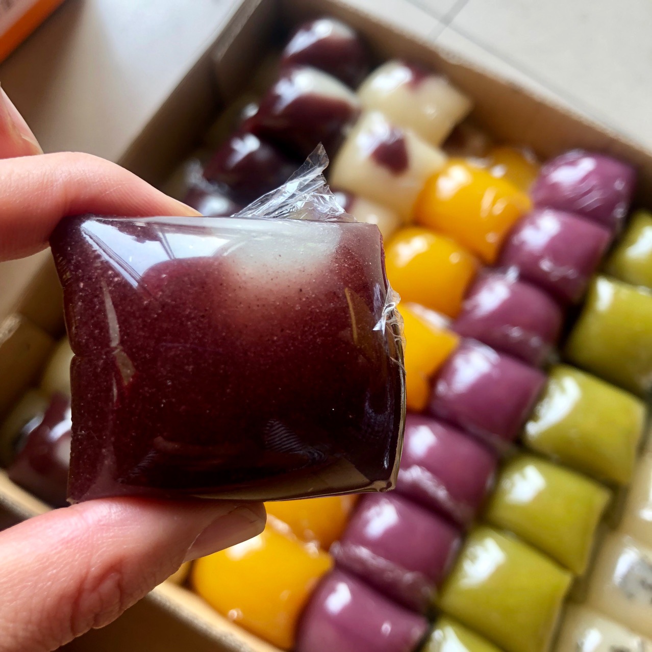 厂家批发 水晶莲子糕 6种口味混合装10斤 糕点,商超自助餐厅