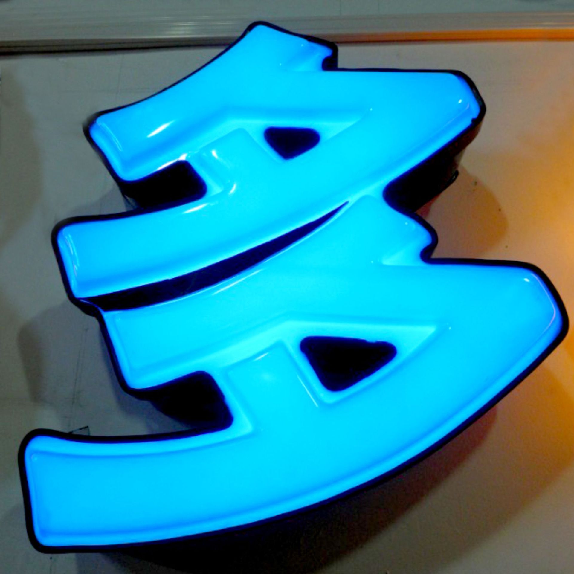 定制不锈钢吸塑字店铺高亮发光字门头广告招牌字广告字吸塑发光字