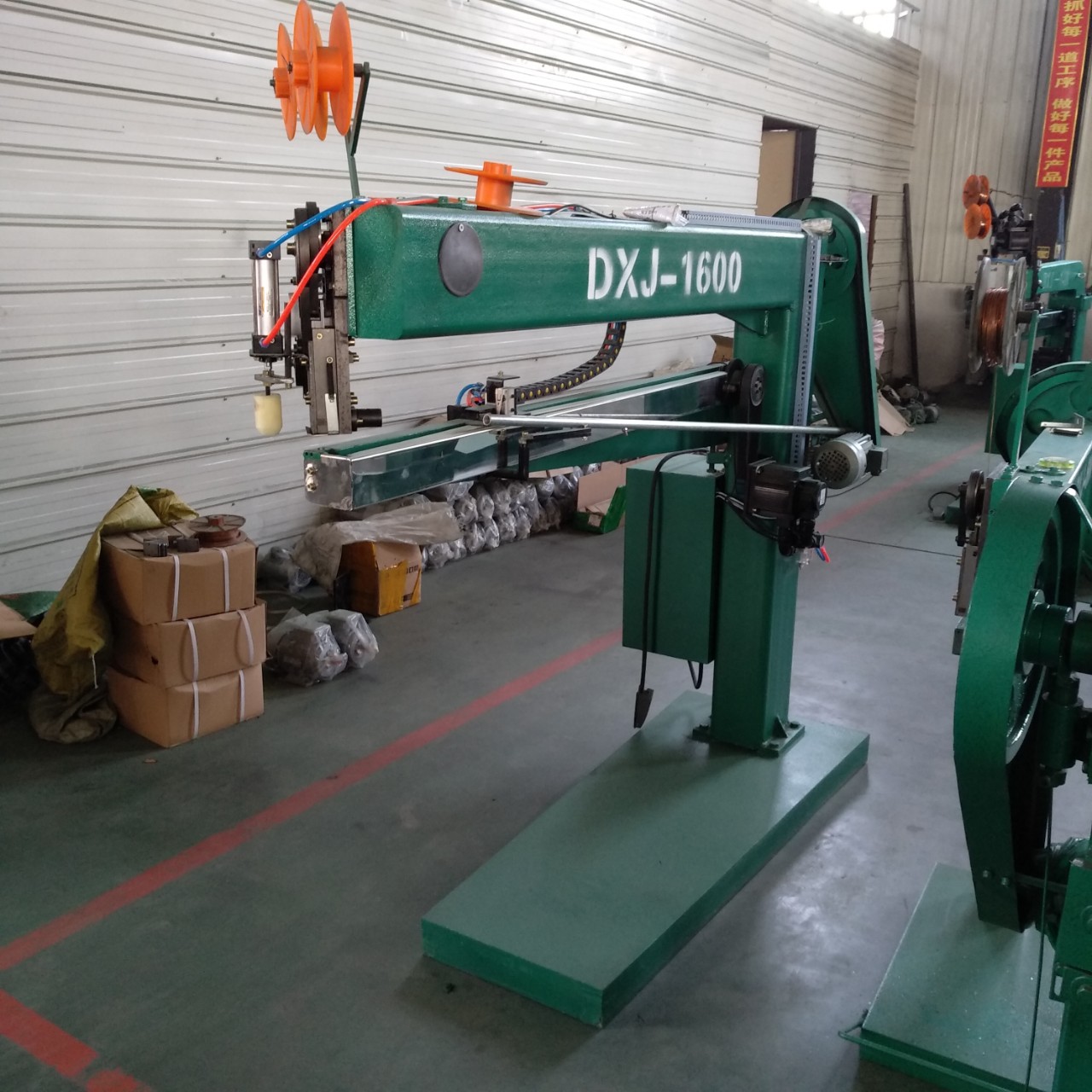 双伺服钉箱机 1200型钉箱机一分钟450钉(双伺服控制打钉及钉距)