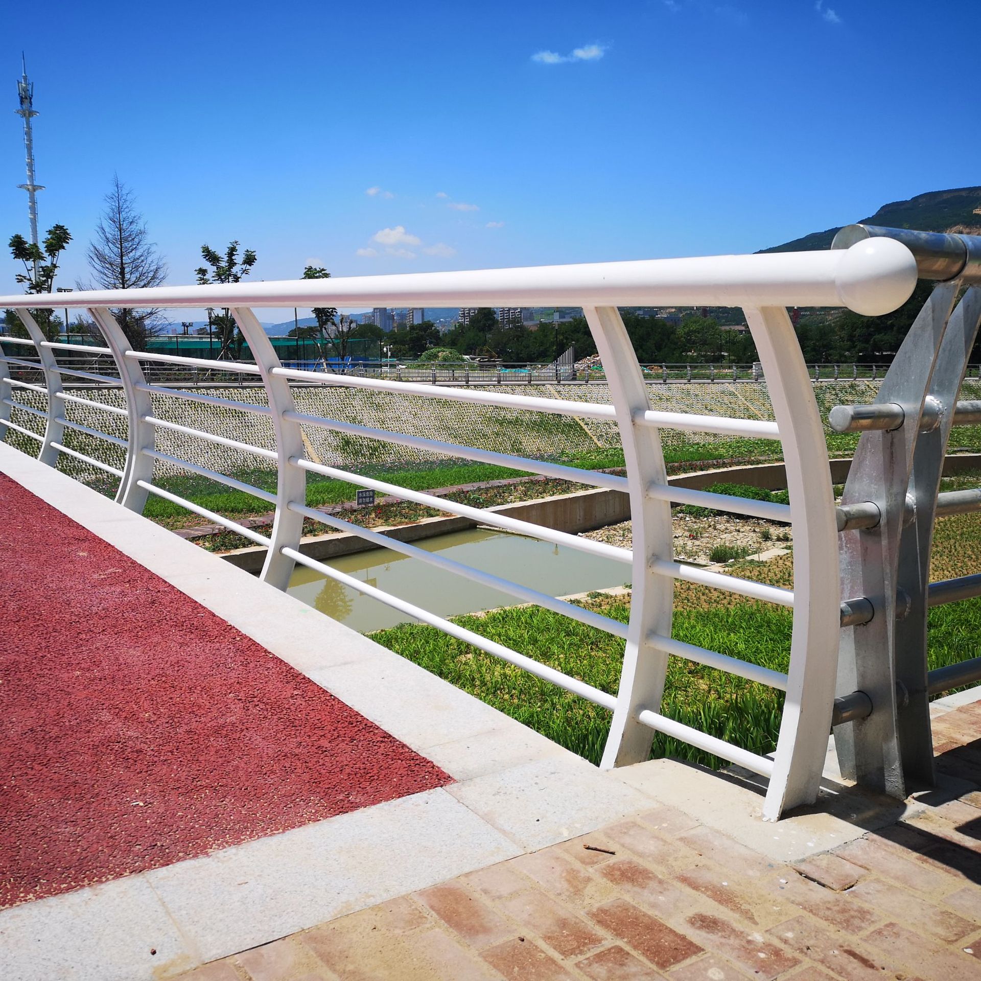 景观桥梁护栏厂家定制天桥景区河道栈道防撞护栏河岸防护栏杆