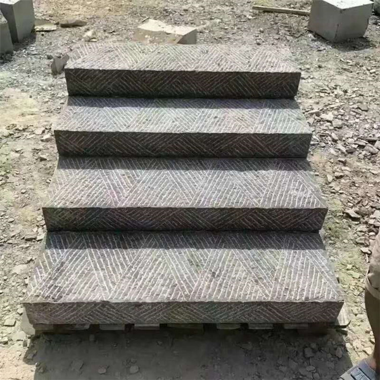 户外大理石楼梯踏步板景区仿古老石板台阶石安装承接工程