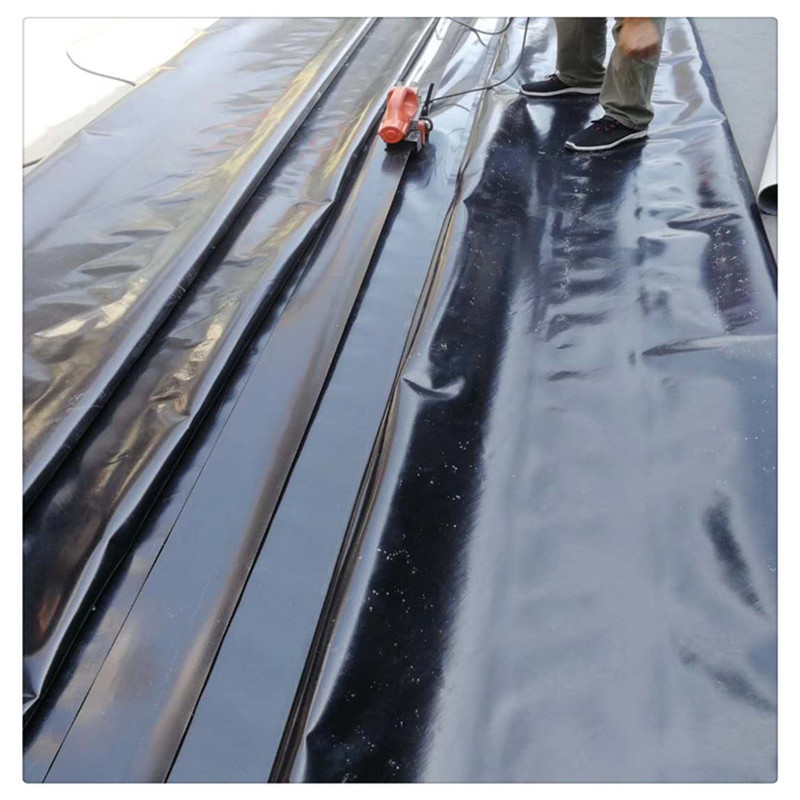 别墅区一楼防潮隔水 雨季防水膜大鹏盖膜防渗水 雨伞黑膜保护膜