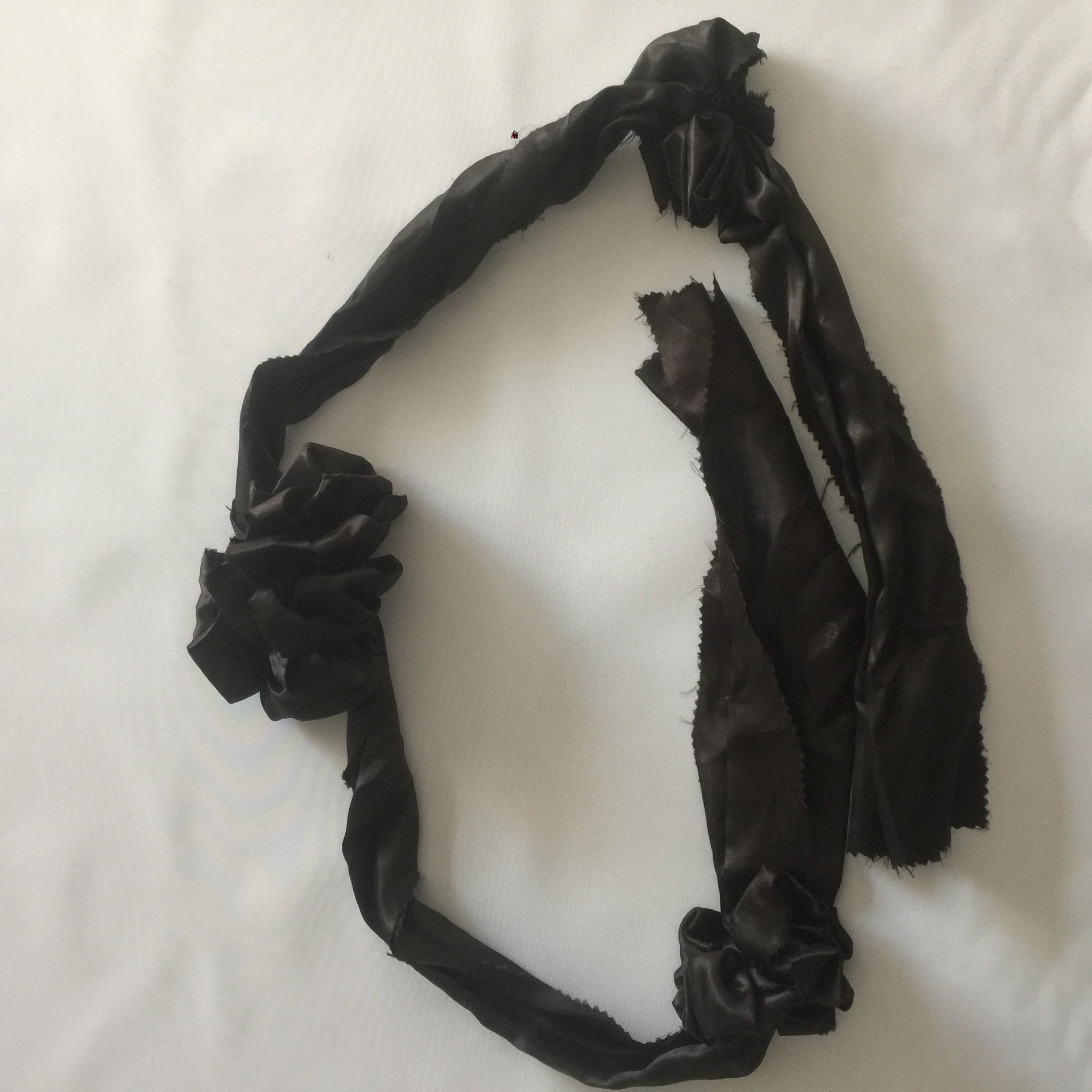 遗像花相框镜花手工绑花绸缎黑纱绸布大小号灵堂殡葬祭祀用品