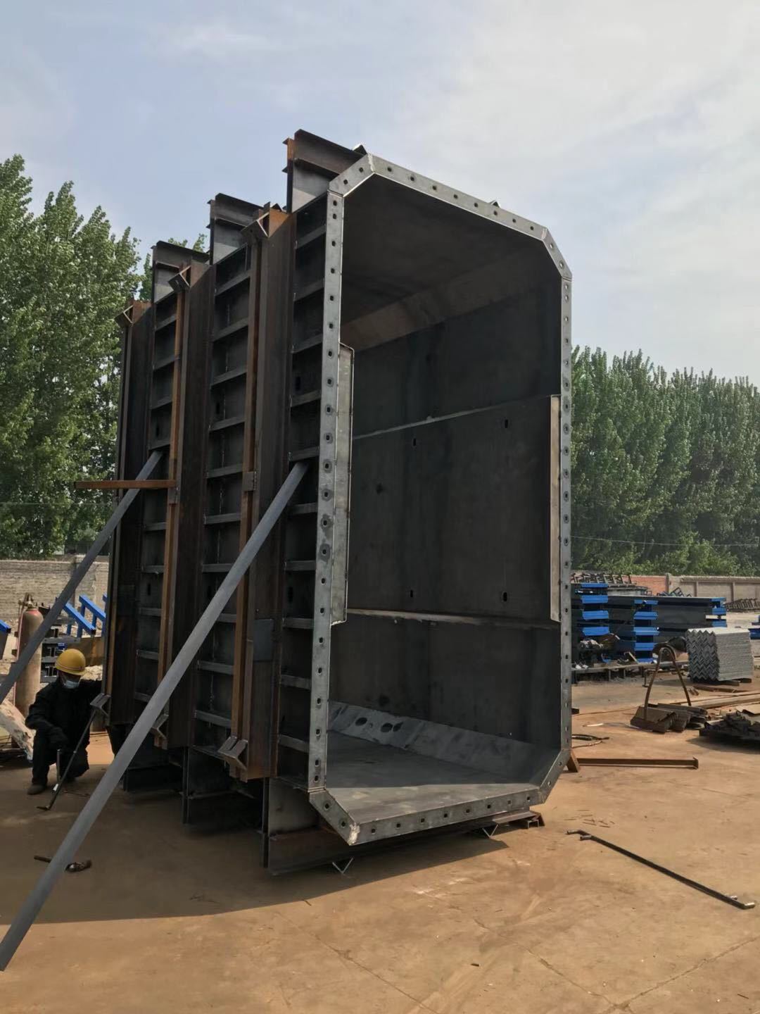 广东钢模板厂家 桥梁 建筑 组合型钢模板大量常规现货 异型可定制