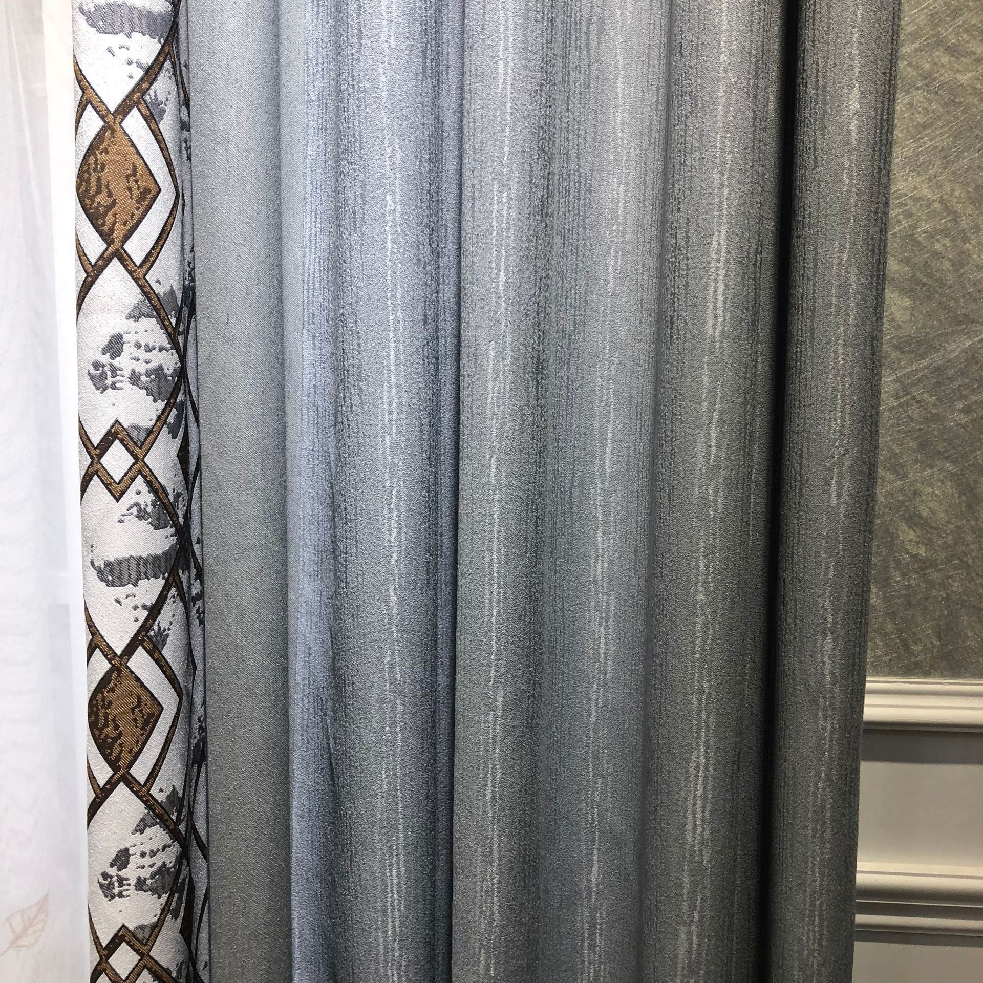 厂家供应成品窗帘加厚雪尼尔布料卧室浪漫遮光绒布现代简约窗帘布