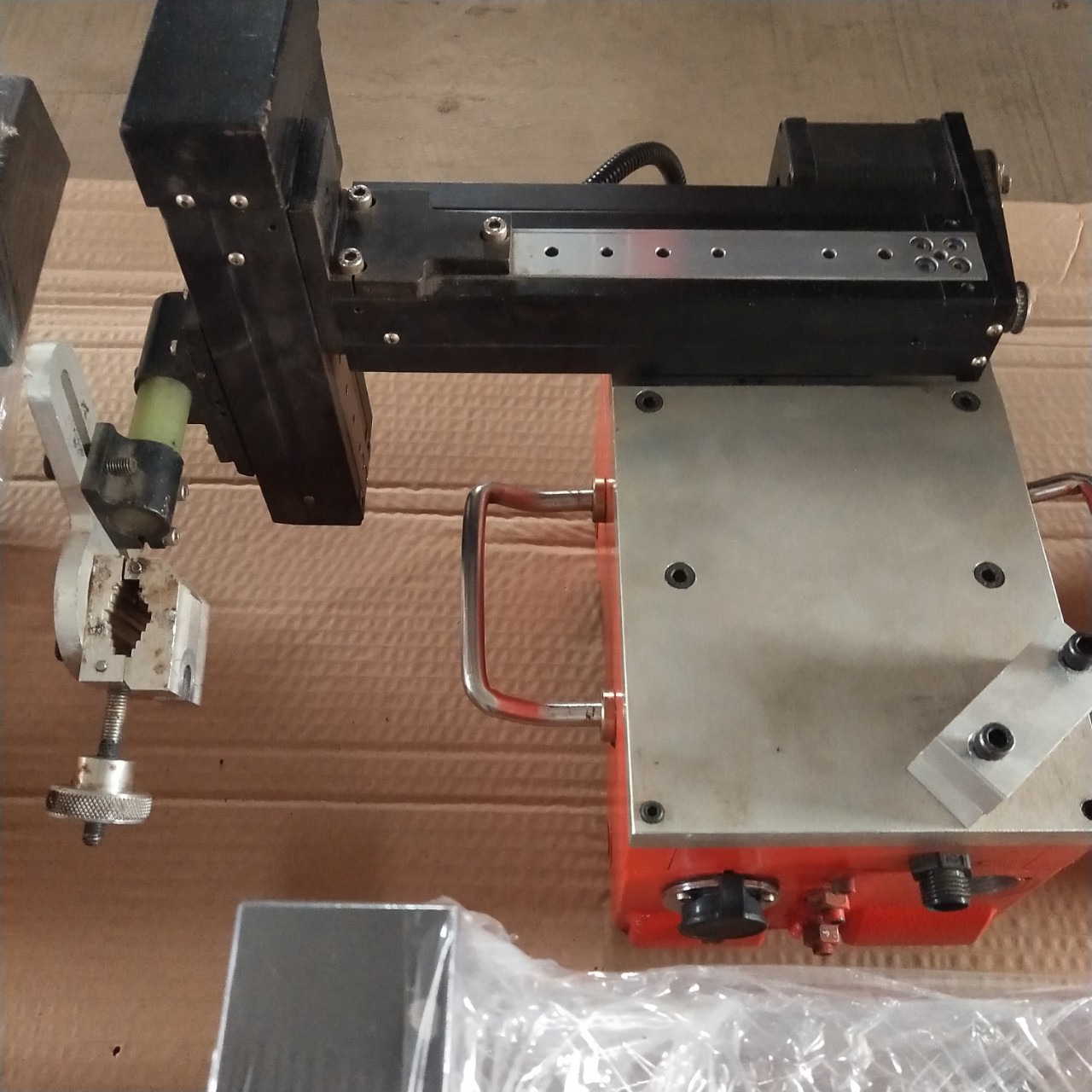 全自动管道焊接磁力小车厂家直供 瑞高管道焊接磁力小车