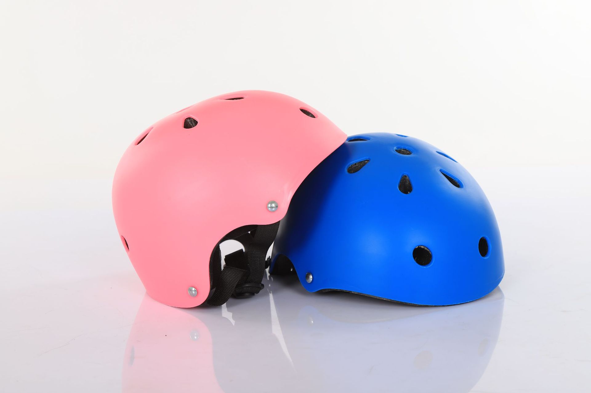 儿童a3款海绵加泡沫梅花头盔 滑轮儿童运动 户外头盔畅骑车业