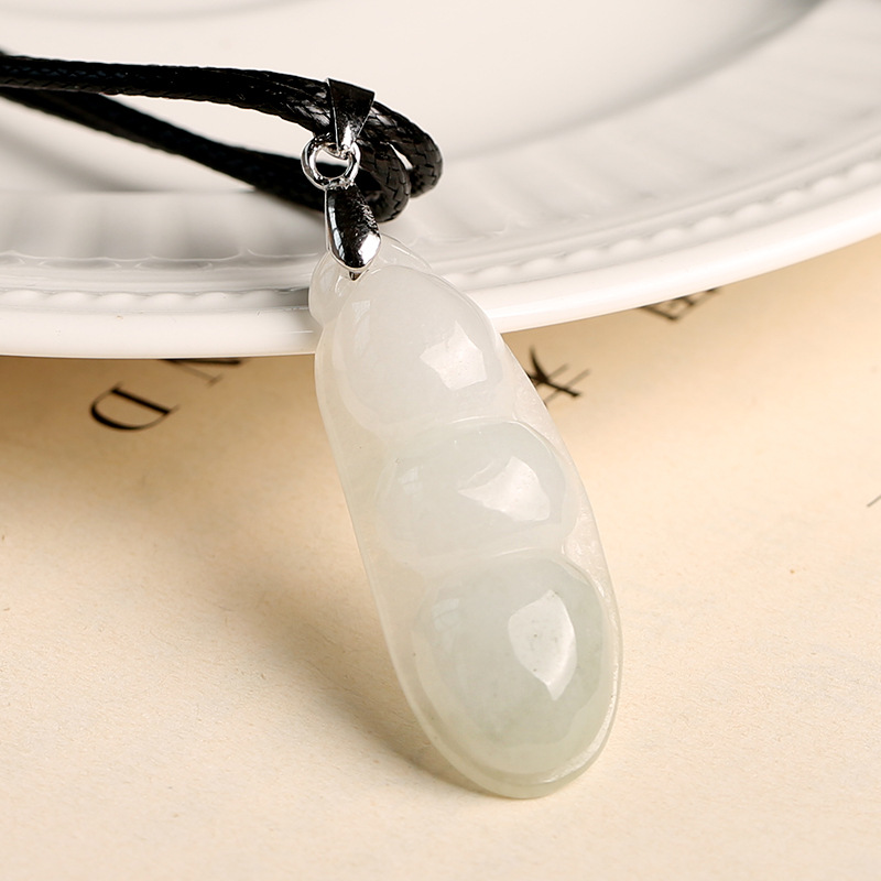 天然缅甸翡翠a货四季豆吊坠 糯种福富贵豆玉器聪明豆玉坠项链