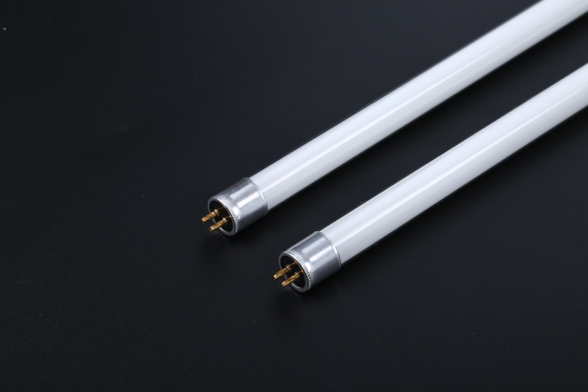 特价直销t5分体led灯管 t5led单灯管 内置驱动t5t6玻璃日光灯管