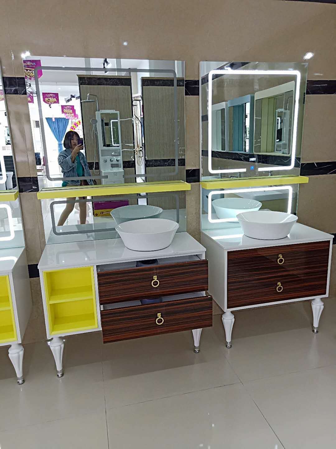 天王卫浴 新款高端实木浴室柜组合 落地柜 智能镜 多种款式可定制