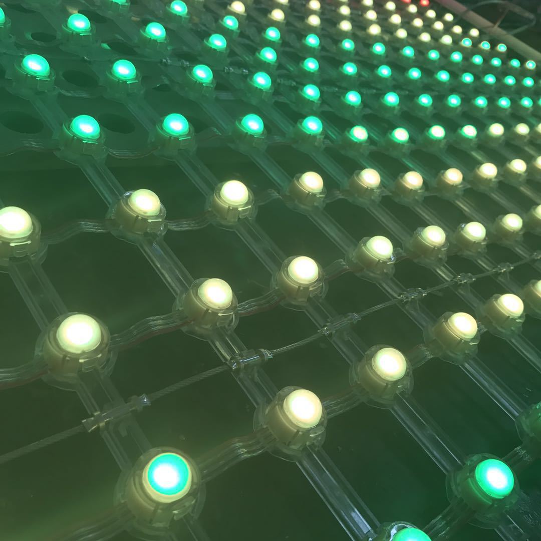 p55 led点光源像素屏led网格屏中空led软屏钢丝固定户外led窗帘屏