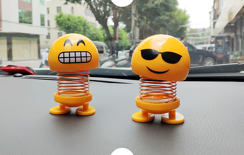 抖音同款创意摇头娃娃公仔弹簧人摆件 车载摇头娃娃萌表情包