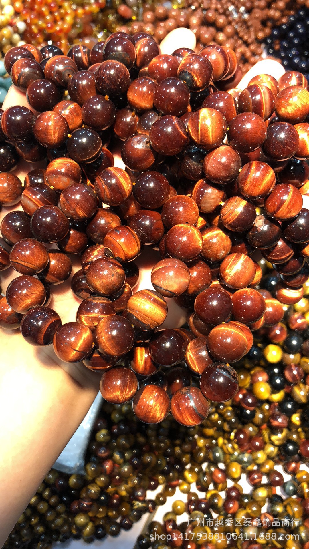 【厂家批发】红虎眼石手链虎睛石佛珠手串地摊景区直播跨境货源
