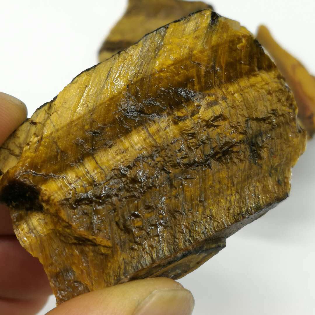 批发天然虎眼石原石 原料矿物标本 工艺品雕刻料