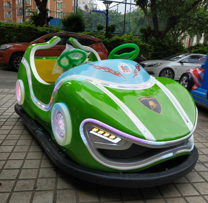 群有约新款碰碰车 广场电瓶车 儿童双人玩具车 公园游乐设备厂家