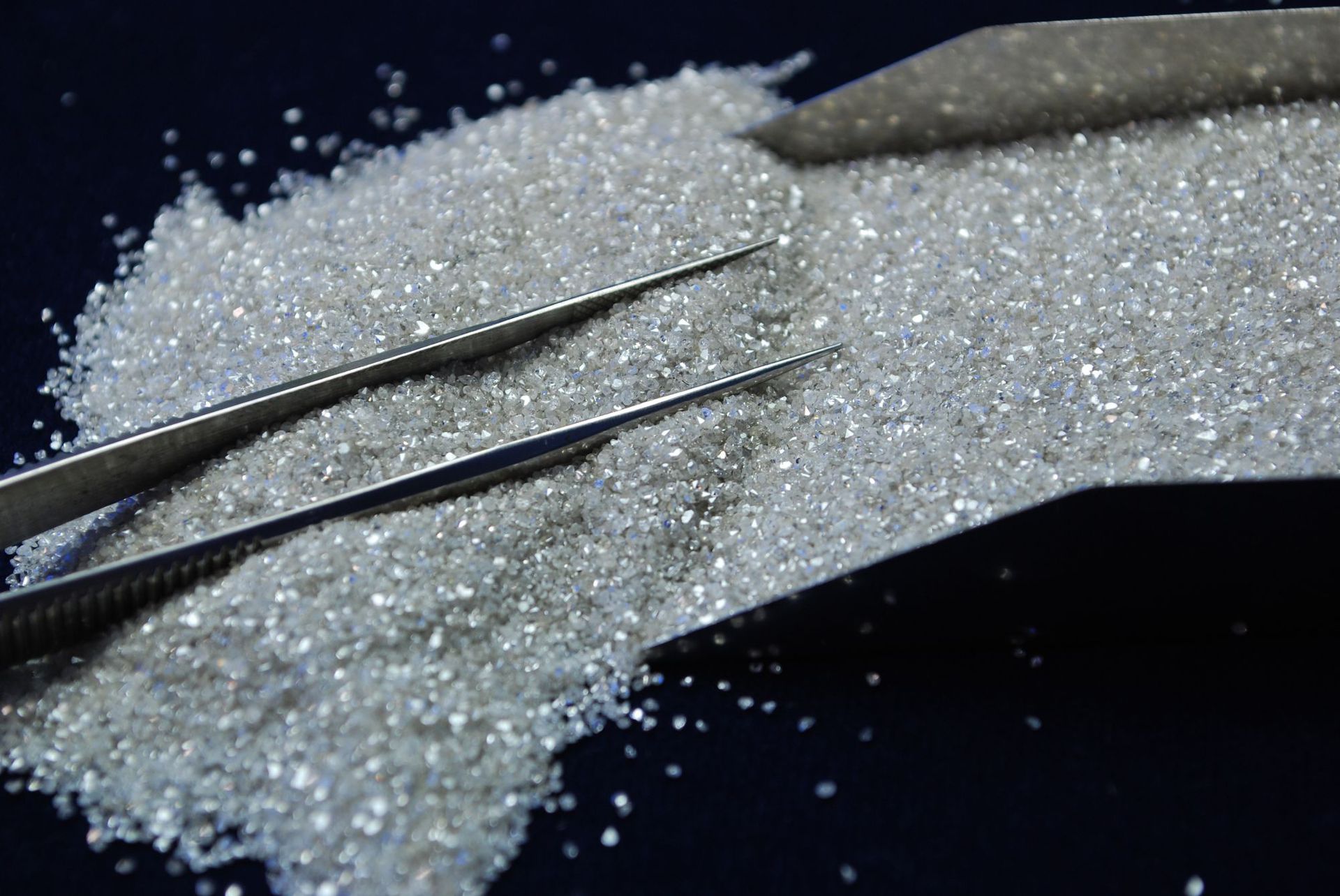 天然单反钻石裸钻碎石烂石批发可出证书scbrk0.7-1.1mm