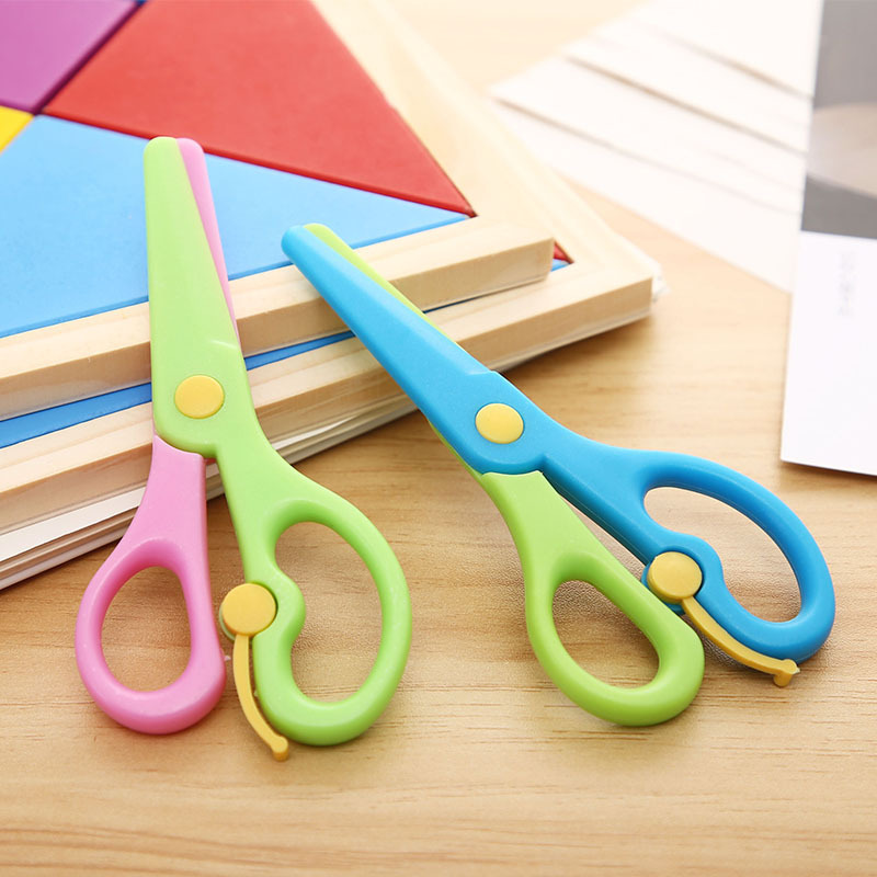 Kindergarten Plastic Handmade Primary School Student Scissors Wholesale Children's Paper-Cut Wholesale Does Not Hurt Hands round Head Baby Child