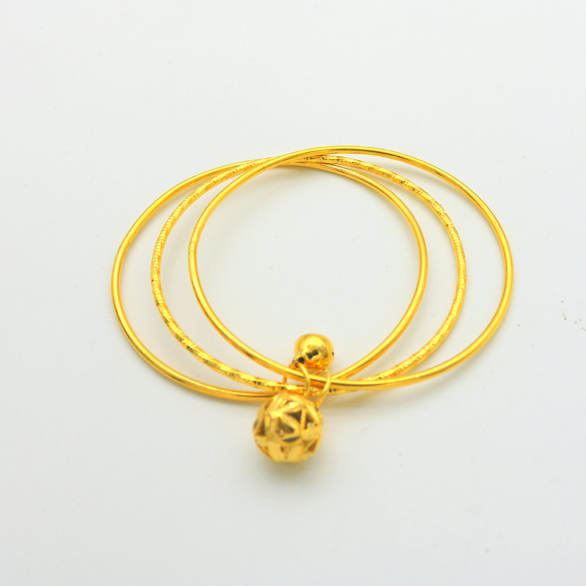 镀黄金手镯三圈磨砂仿金女款简约细镯子 越南沙金转运珠铃铛手环