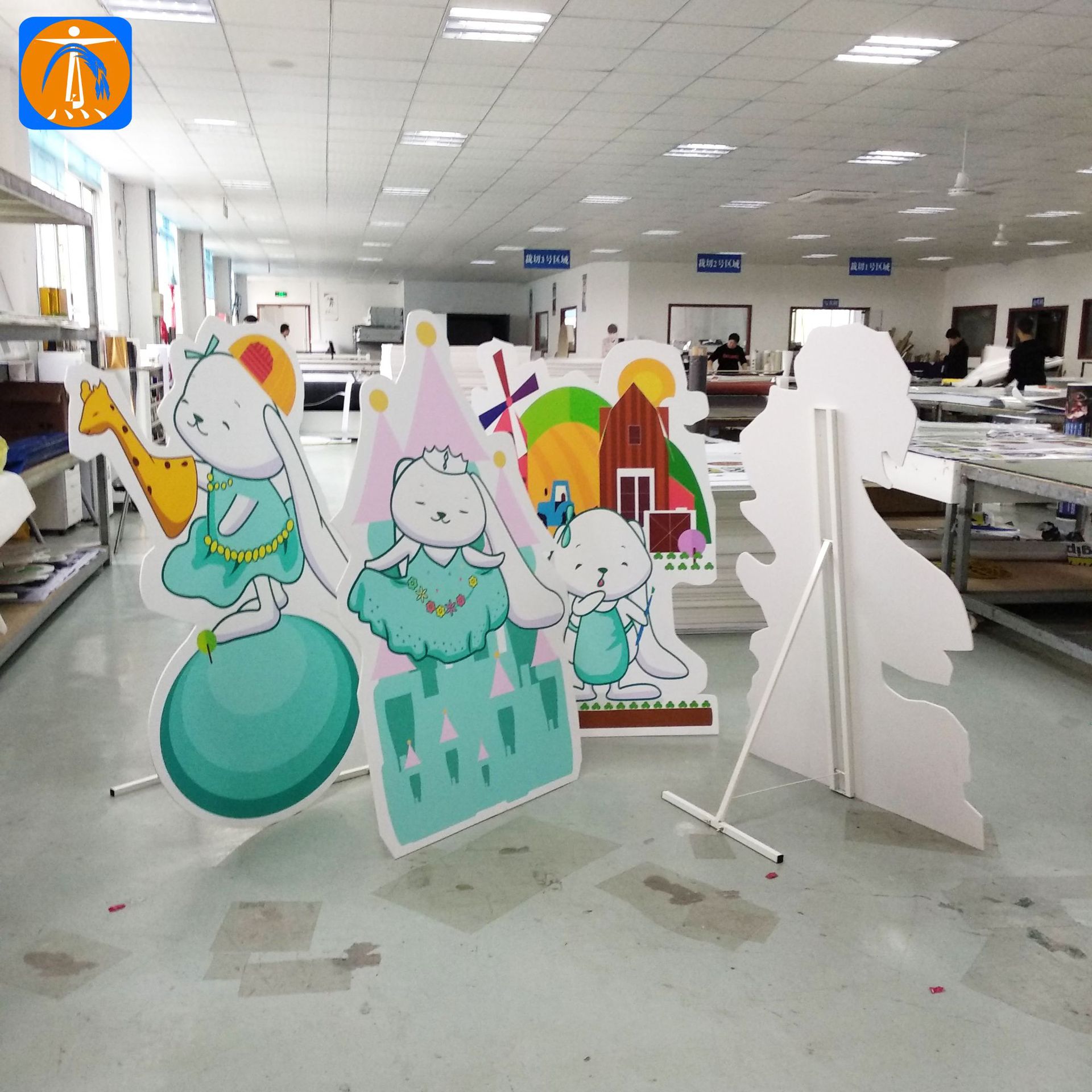 0成交309张厂家d做 卡通动漫人像摆件d制广告亚克力立牌diy桌面展示架