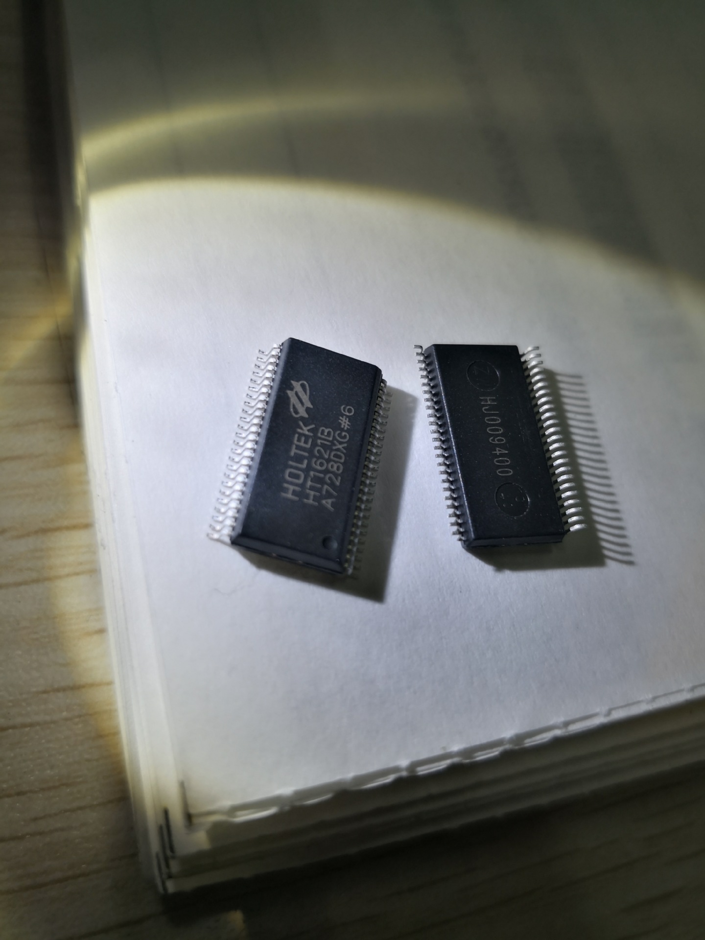 现货批发ht1621裸片128段lcd显示驱动芯片质量好量大价优