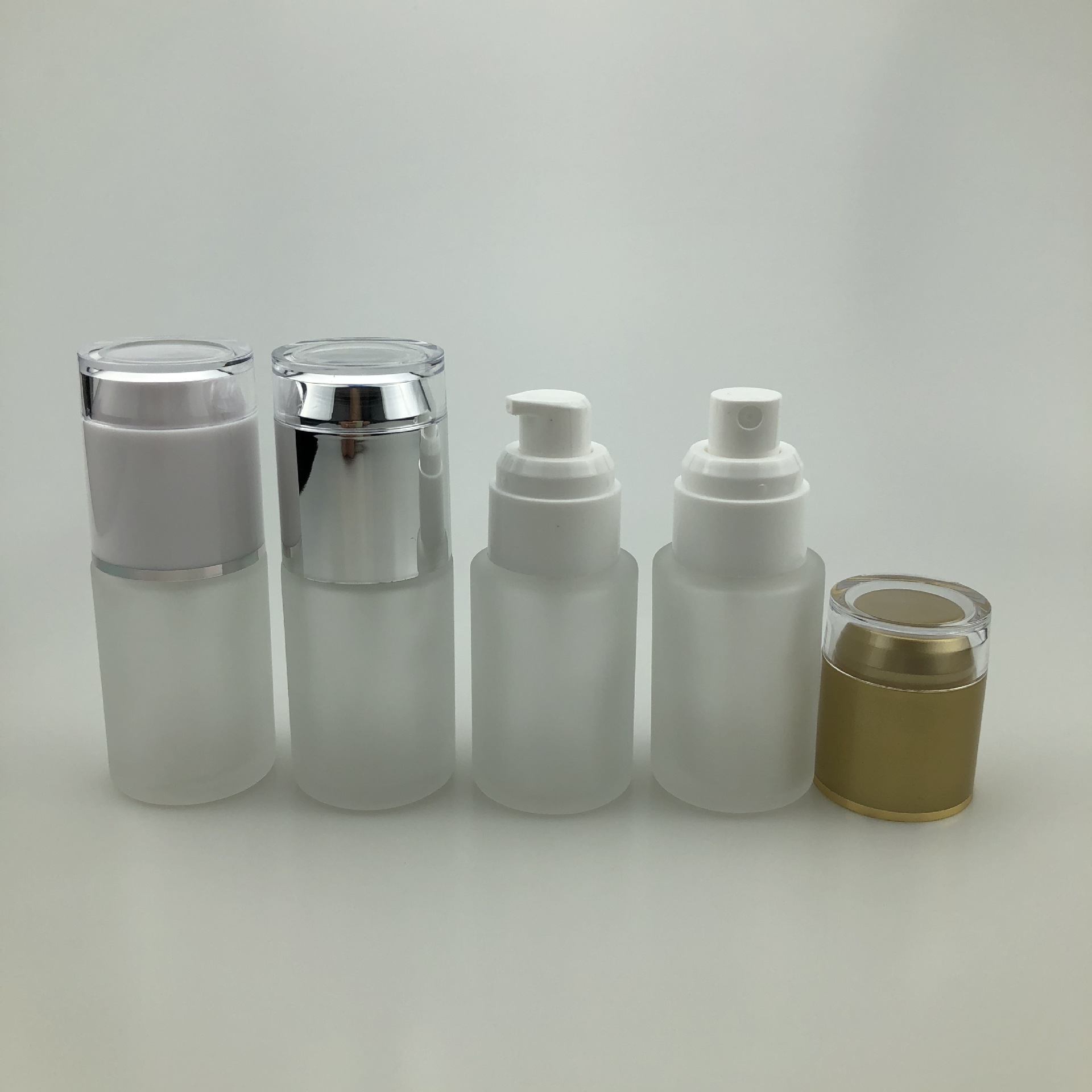 化妆品玻璃瓶磨砂瓶水乳瓶子包材现货化妆容器瓶小量批发喷剂30ml