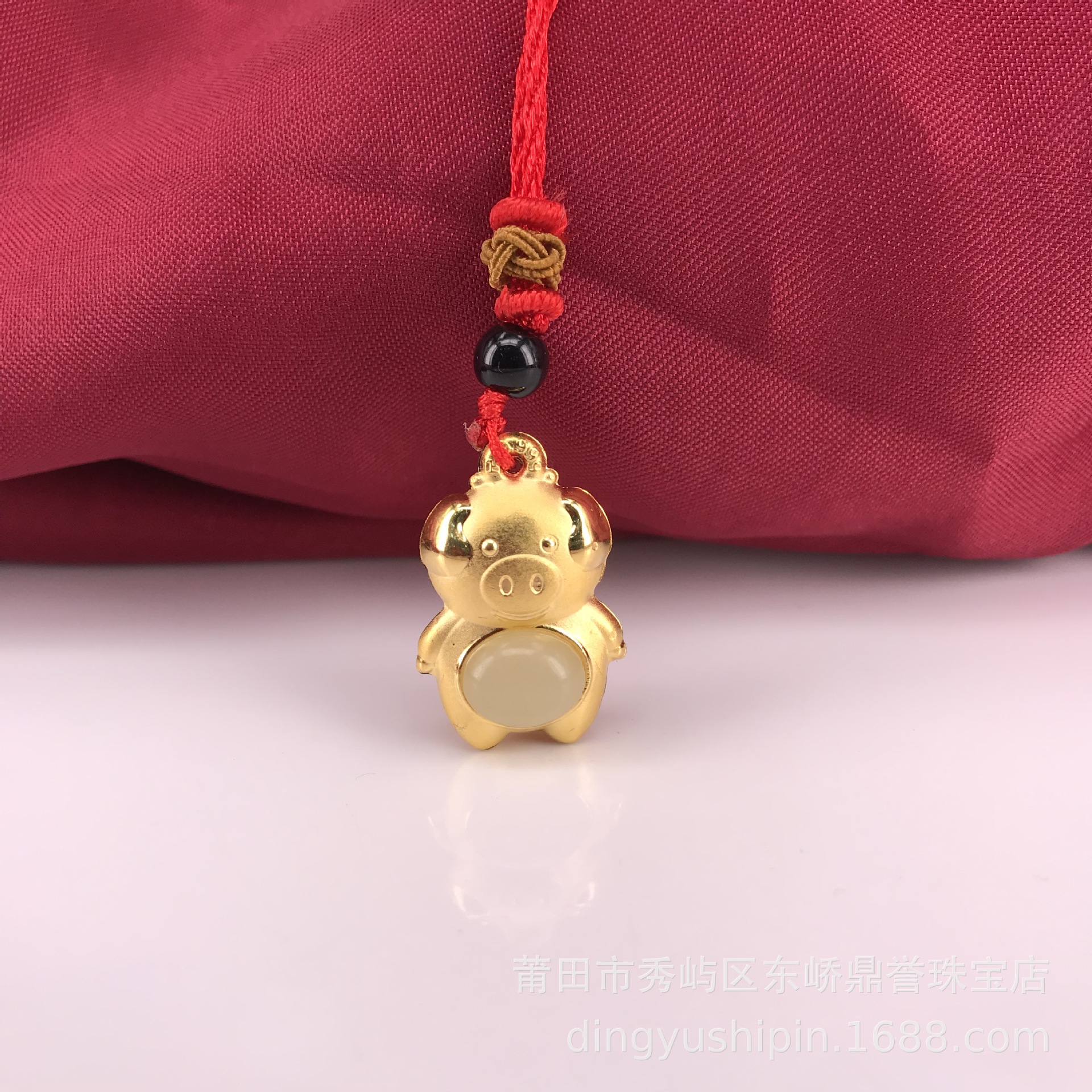 金镶玉双面金猪足金999吊坠3d硬金十二生肖小猪24k黄金猪宝宝项链