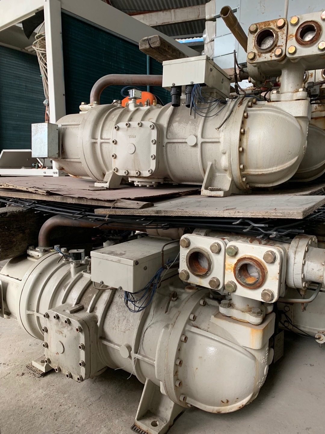 长期出售批发转让二手大金螺杆压缩机